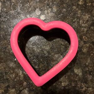 Wilton Large Heart Comfort-Grip Cookie Cutter Valentine’s Day